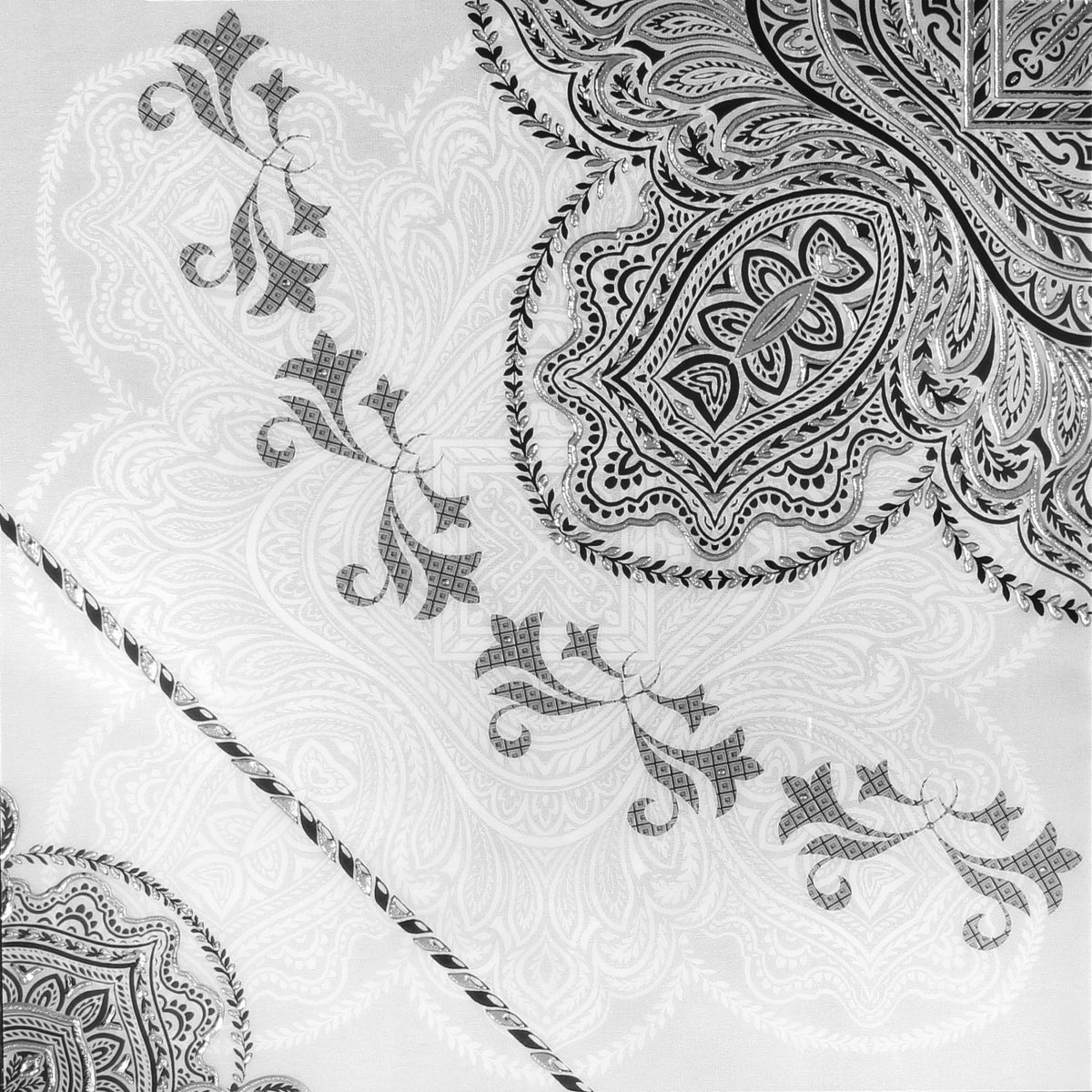 Bordeaux 63" x 63" Micro Crystal Medallion